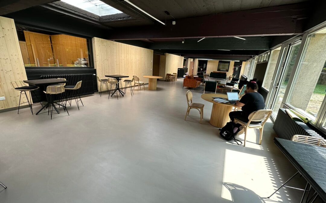 Chantier béton ciré et peinture à Armentières